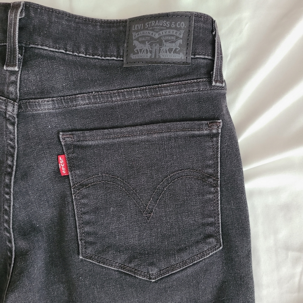 Levi's Classic Mid Rise Skinny size 10